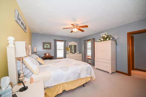 Bedroom - 814 Eton St, Marion, OH 43302 photo 2 of 10