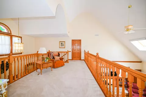 Living - 814 Eton St, Marion, OH 43302 photo 7 of 10