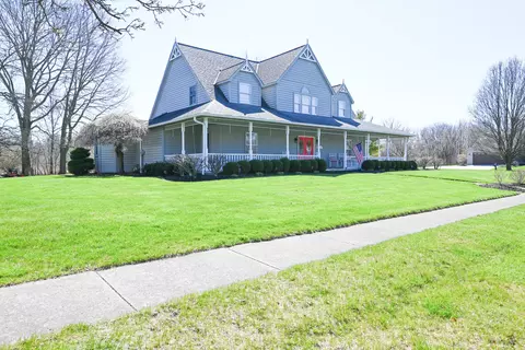 Exterior - 814 Eton St, Marion, OH 43302 photo 2 of 19