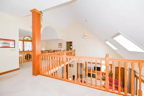 Entry Way - 814 Eton St, Marion, OH 43302 photo 5 of 9