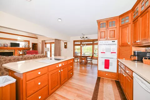 Kitchen - 814 Eton St, Marion, OH 43302 photo 4 of 5