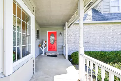 Exterior - 814 Eton St, Marion, OH 43302 photo 15 of 19