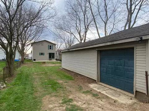 Exterior - 136 Fairview Blvd, Circleville, OH 43113 photo 12 of 13