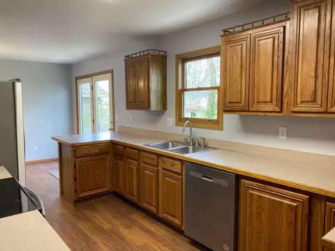 Kitchen - 136 Fairview Blvd, Circleville, OH 43113 photo 5 of 6