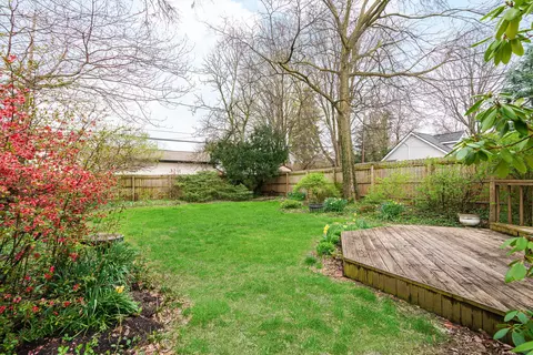 Exterior - 70 E Dunedin Rd, Columbus, OH 43214 photo 8 of 12