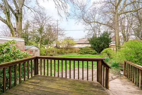 Exterior - 70 E Dunedin Rd, Columbus, OH 43214 photo 9 of 12
