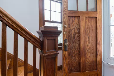 Entry Way - 214 E Pacemont Rd, Columbus, OH 43202 photo 2 of 4