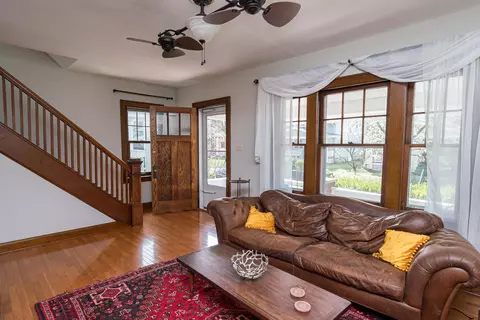 Living - 214 E Pacemont Rd, Columbus, OH 43202 photo 2 of 3