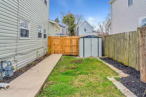 Exterior - 663 E 3rd Ave, Columbus, OH 43201 photo 13 of 13