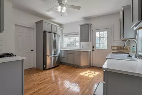 Kitchen - 663 E 3rd Ave, Columbus, OH 43201 photo 1 of 3