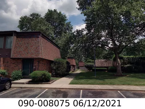 388 Shell Ct W, Columbus, OH 43213