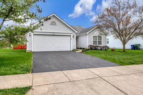 9102 Ellersly Dr, Lewis Center, OH 43035
