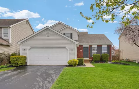 3122 Golden Oak Dr, Hilliard, OH 43026