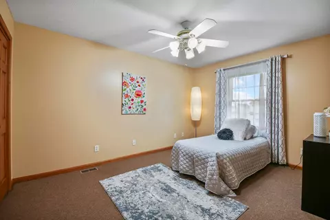 Bedroom - 3273 Gooding Rd, Marion, OH 43302 photo 6 of 7