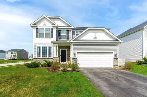 369 Lemming Dr, Sunbury, OH 43074