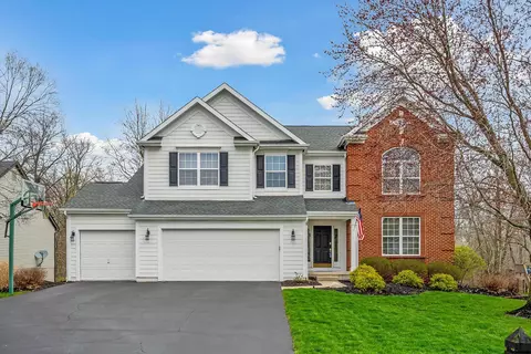 2833 Jeanne Ct, Lewis Center, OH 43035