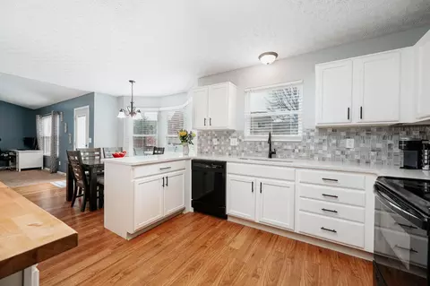 9245 Stream Pebble Dr, Columbus, OH 43240