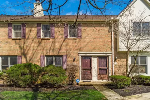 5293 Berrywood Dr, Columbus, OH 43220