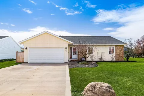 172 Curly Smart Cir, Delaware, OH 43015