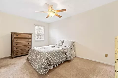 Bedroom - 6885 Vally Down Rd, Dublin, OH 43017 photo 3 of 4