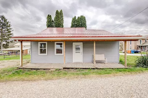 7113 Columbus Rd, Centerburg, OH 43011