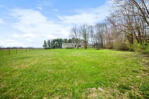 1744 Pleasantville Rd NE, Pleasantville, OH 43148 | 20 Photos - Movoto