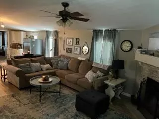 Living - 11230 Mohawk Path, Lakeview, OH 43331 photo 2 of 4