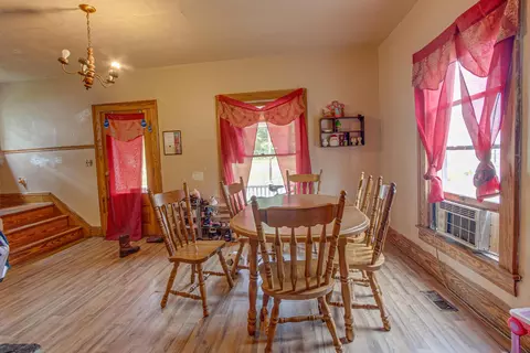 Dining - 1247 Selma Rd, Springfield, OH 45505 photo 2 of 2