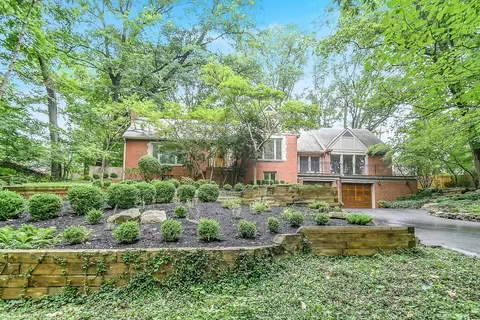 684 Overbrook Dr, Columbus, OH 43214