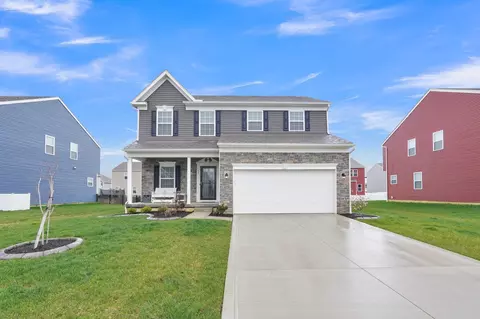 53 Hawthorne Dr, Ashville, OH 43103