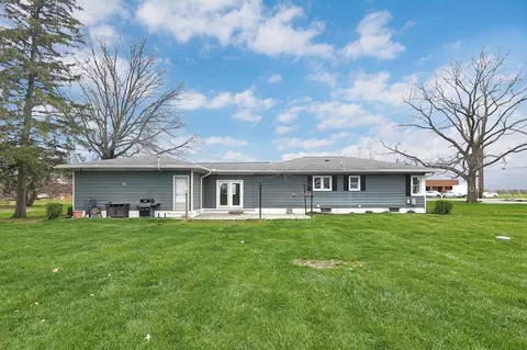 Exterior - 479 Tarlton Rd, Circleville, OH 43113 photo 7 of 8