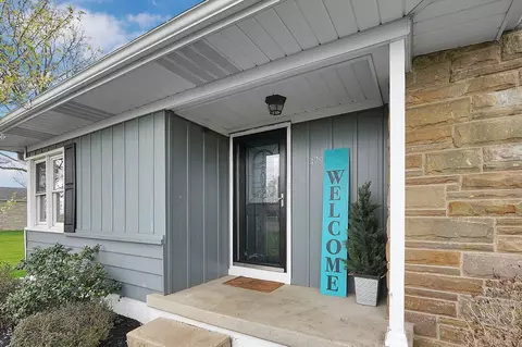 Exterior - 479 Tarlton Rd, Circleville, OH 43113 photo 5 of 8
