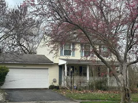 2911 Silverton Ct, Columbus, OH 43232