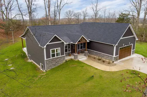 465 Newlove Rd, South Charleston, OH 45368