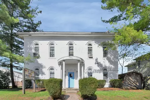 61 N Orchard St, Logan, OH 43138