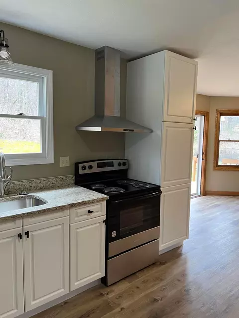 Kitchen - 16970 Harble Griffith Rd, Logan, OH 43138 photo 2 of 4