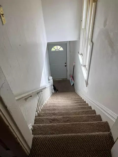 Entry Way - 495 N Prospect St, Marion, OH 43302 photo 1 of 1