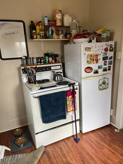 Kitchen - 495 N Prospect St, Marion, OH 43302 photo 3 of 3