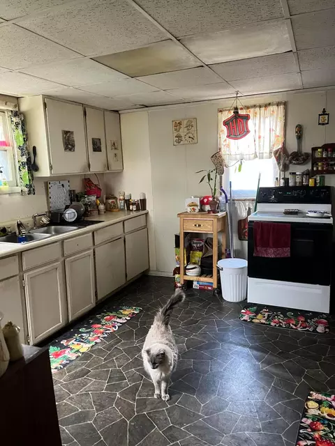 Kitchen - 507 N Prospect St, Marion, OH 43302 photo 1 of 1