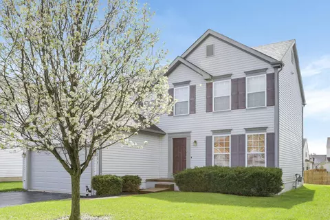 7205 Sweet Meadow Dr, Canal Winchester, OH 43110