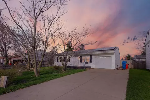 5274 Rampart Rd, Columbus, OH 43207