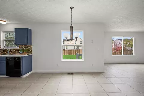 Dining - 769 Range Dr, Galloway, OH 43119 photo 3 of 3