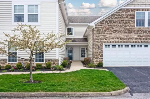 5017 Calais Dr, Columbus, OH 43221