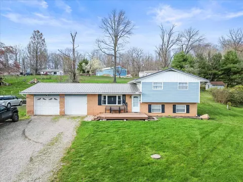 8249 Jacksontown Rd, Heath, OH 43056