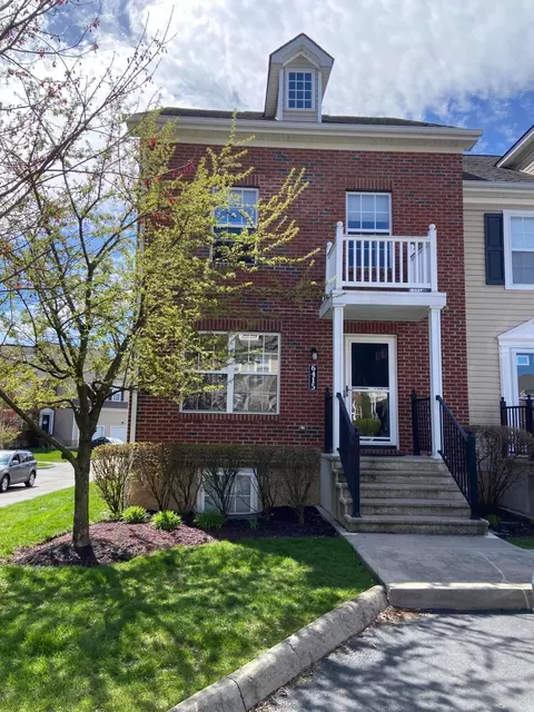 6415 Walnut Fork Dr, Westerville, OH 43081