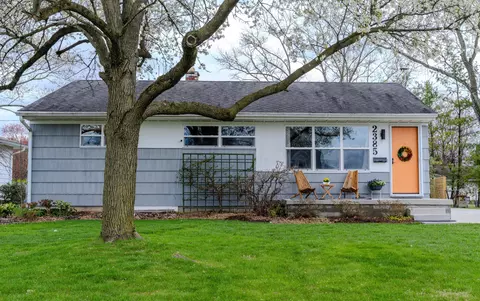 2385 Shrewsbury Rd, Columbus, OH 43221