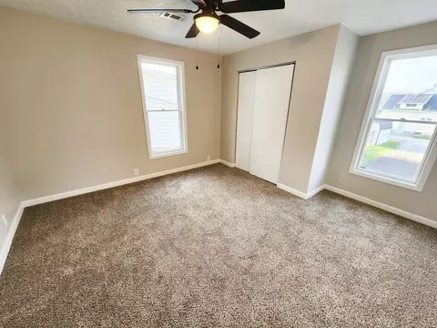 Bedroom - 711 E Wheeling St, Lancaster, OH 43130 photo 1 of 3