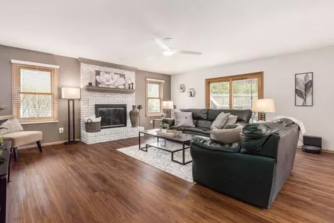 Living - 5166 Reddington Ct, Dublin, OH 43017 photo 1 of 8