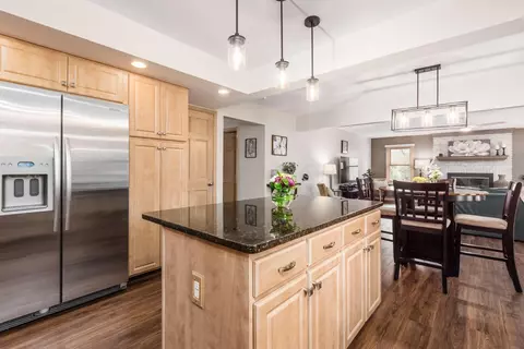Kitchen - 5166 Reddington Ct, Dublin, OH 43017 photo 3 of 8