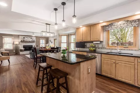 Kitchen - 5166 Reddington Ct, Dublin, OH 43017 photo 1 of 8